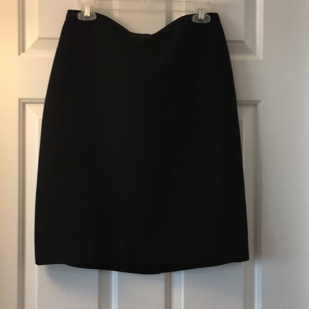 Black Lined skirt
